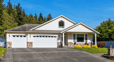 home buying tips, summer housing market, buyer negotiating power, homes for sale, real estate trends 2025, flexible home prices, housing inventory, buyer’s market, buying a home, real estate advice